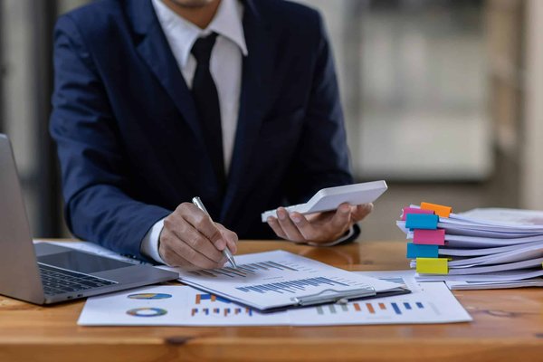 Cabinet d'expert comptable à Paris : Quels sont les dossiers qu'il peut traiter ?